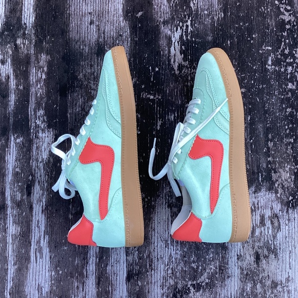 Anthropologie Dolce Vita Notice SNEAKERS pear - Picture 5 of 8